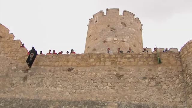 Villena celebra su tradicional fiesta de Moros y Cristianos
