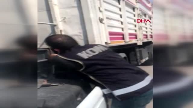 Adana dorsede zulalanmış bin 350 gümrük gümrük kaçağı sigara yakalandı