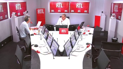 Les astuces de Michel Cymes pour s'habituer à son appareil auditif