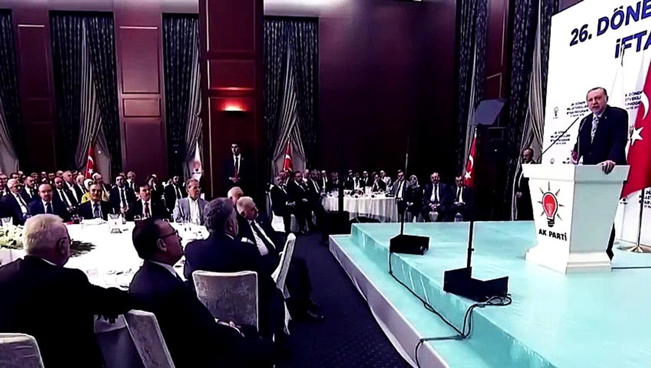 Erdoğan, İngiltere'de Yaşanan Sokak Olaylarına Sert Tepki Gösterdi SAVUNAN ADAM