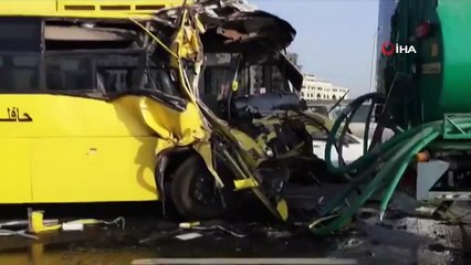 - Dubai'de Okul Servisiyle Su Tankeri Çarpıştı, 15 Öğrenci Yaralandı