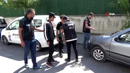 Bolu'da eğitim yılının ilk günü okul çevrelerinde uyuşturucu uygulaması