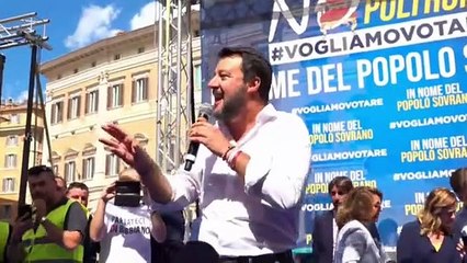 Salvini: "Le persone vere di questa piazza batteranno sempre i poltronari" (09.09.19)