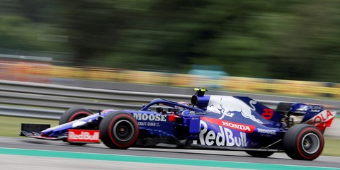 Piloto de Fórmula 3 sale volando en su monoplaza en un terrible accidente