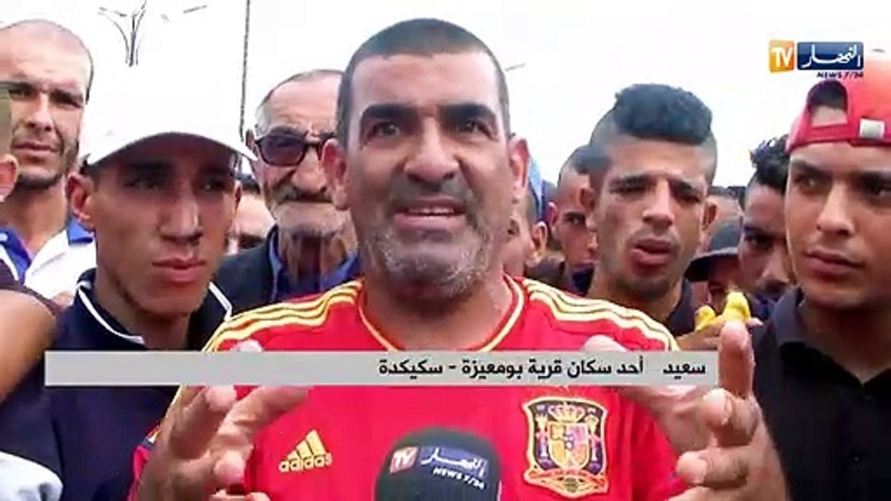 سكيكدة/ سكان قرية بومعيزة ببن عزوز يغلقون الطريق الوطني رقم 44 لغياب التنمية