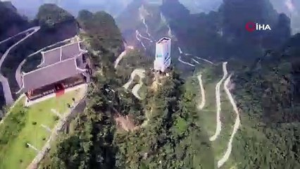 Wingsuit Dünya Şampiyonasından renkli görüntüler