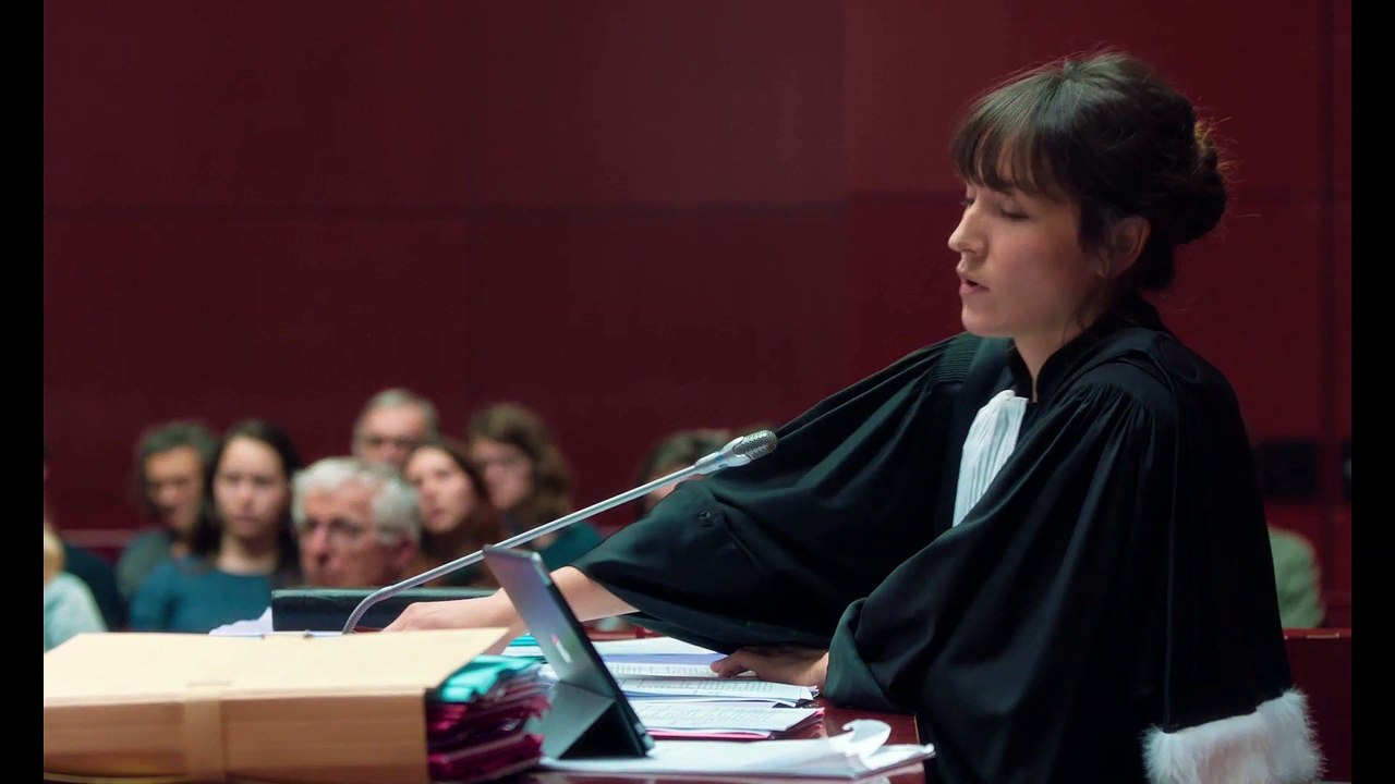 The Girl with a Bracelet / La Fille au bracelet (2020) - Excerpt 1 (French)