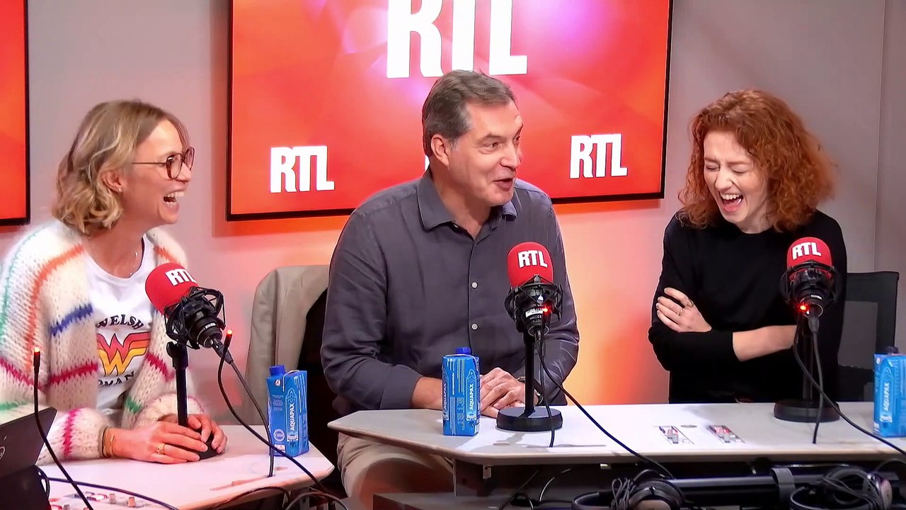 Elodie Frenk, Samuel Labarthe et Blandine Bellavoir dans A La Bonne Heure !