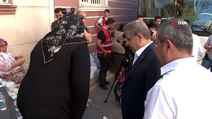 TBB Yönetim Kurulu Üyesi Elibol'dan HDP önünde eylem yapan ailelere destek ziyareti