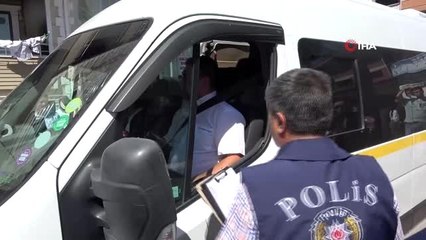 Bursa'da okul çevreleri abluka altında