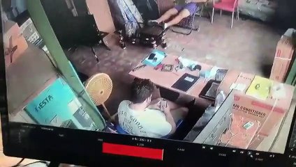 Un braqueur oublie d’assurer ses arrières et se fait rapidement corriger