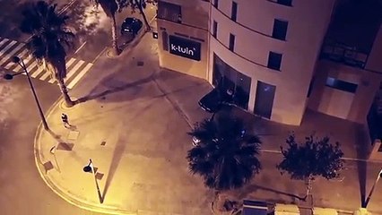 Una banda que asalta tienda de Apple