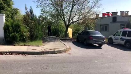 Sakarya eşini sırtından bıçakladı