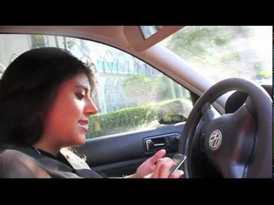 Texteando al volante; distractor mortal