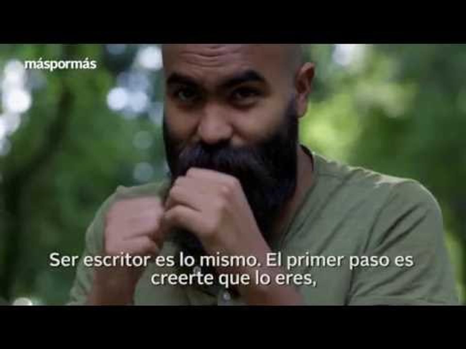 Escribir para sangrar: Entrevista con Alejandro Carrillo