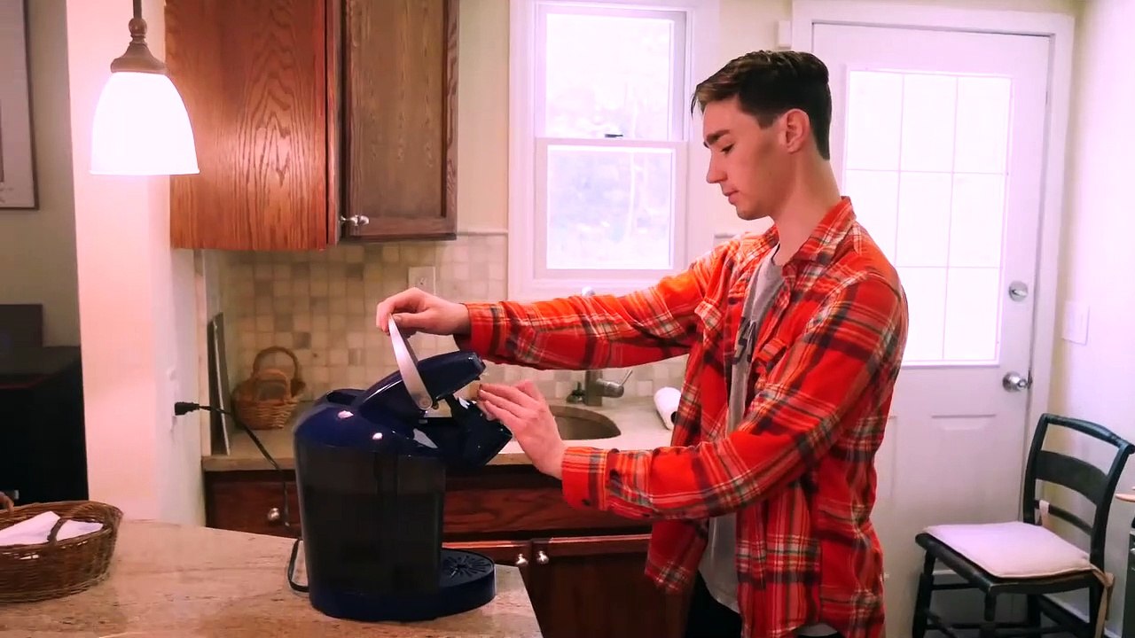 Appuyer sur le mauvais bouton de la cafetière... Une grosse galère