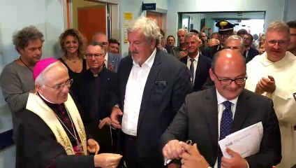 Inaugurazione Hospice Minervino Murge - intervista a Michele Emiliano