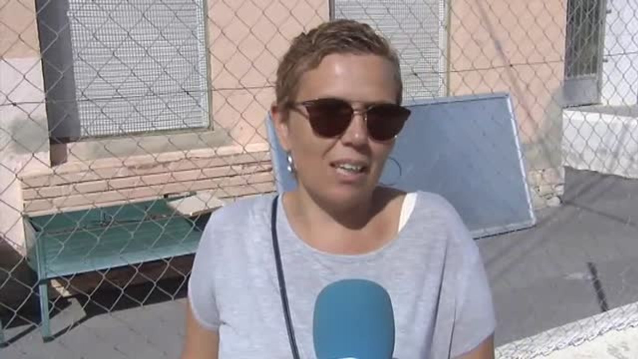 Los alumnos de un colegio de Alicante empiezan dando clases bajo carpas por falta de barracones