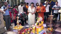 Bhojpuri Actress Sambhavana Seth to Take Blessing  Visit Andheri Cha Raja