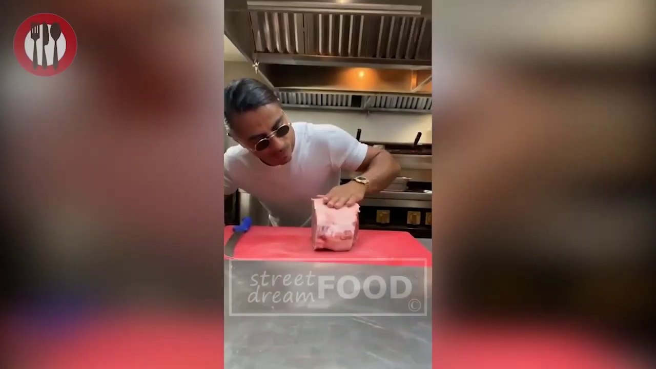 SaltBae Préparez De La Viande Avec Passion