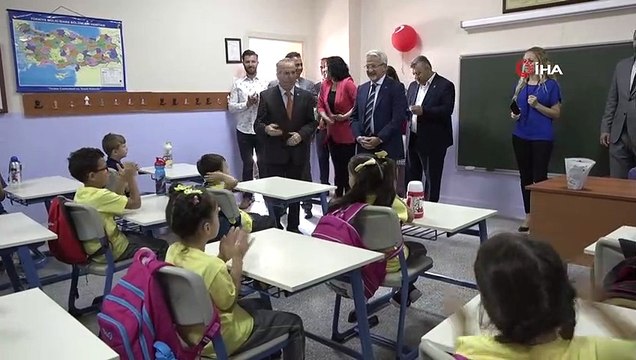 Başkan Erdem öğrencilerin heyecanını paylaştı