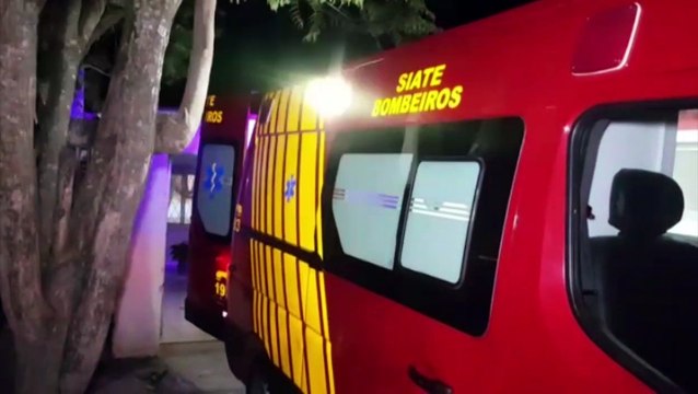 Pessoa sofre queda de mesmo nível e mobiliza equipe do Siate no Bairro Guarujá