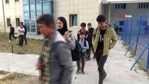 Otobüs bileti alarak İstanbul'a gitmek isteyen 15 kaçak Afgan göçmeni yakalandı