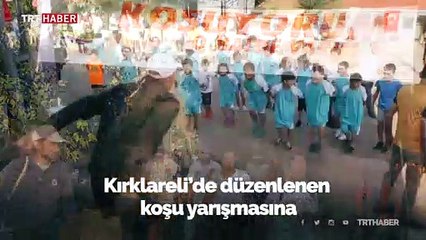 Terlikle koşan minik kıza ayakkabı hediye edildi