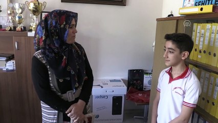 Öğrenci bulduğu altını sahibine teslim etti - ADIYAMAN