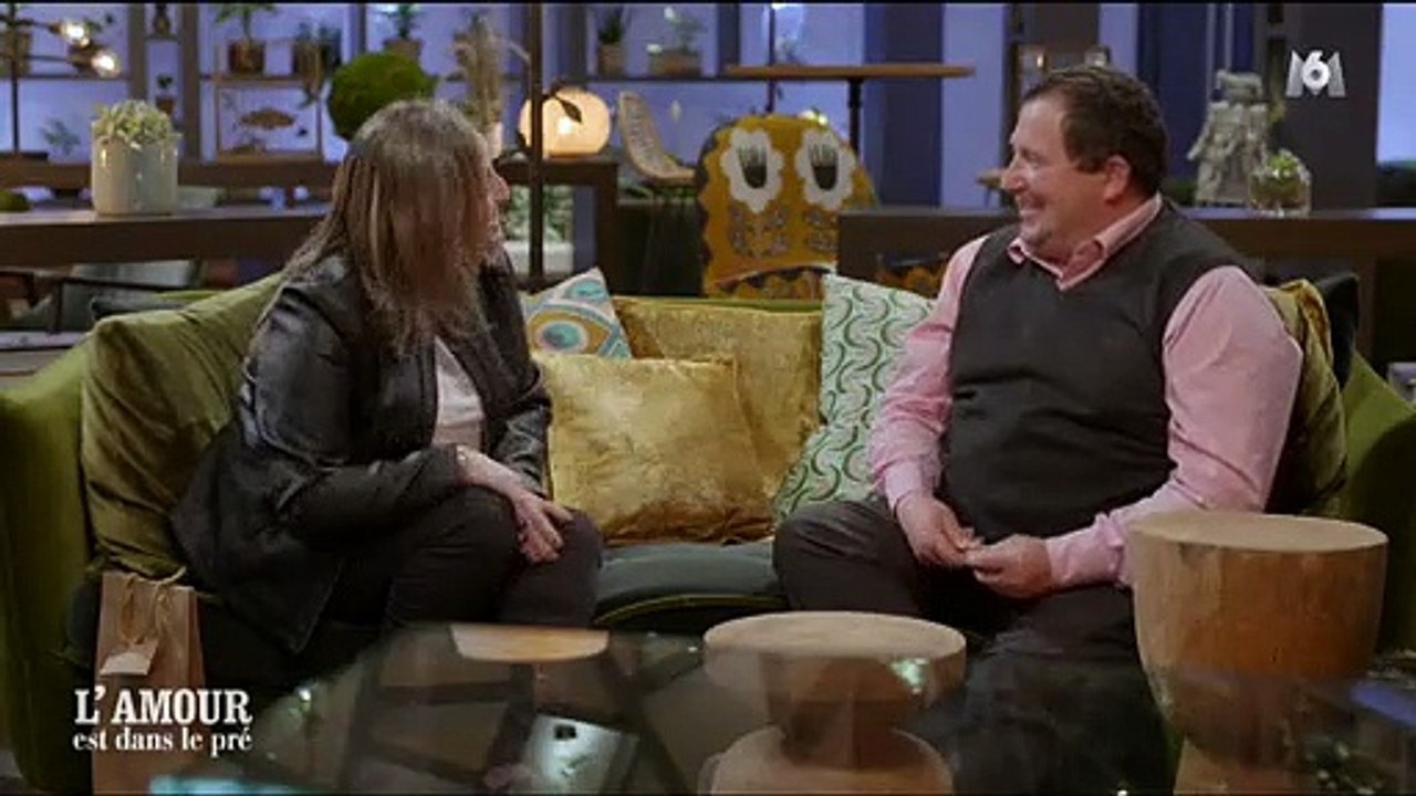 En plein speed-dating, une prétendante fond en larmes devant un des agriculteurs de "L'amour est dans le pré" - VIDEO