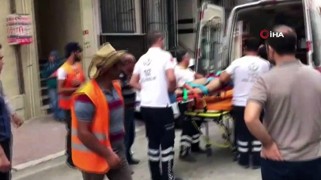 Sevgilisinden ayrılan genç kendisini 3’üncü kattan attı