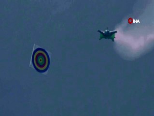 Wingsuit Dünya Şampiyonası'ndan renkli görüntüler