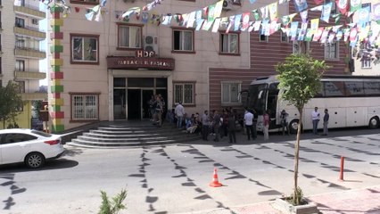 'On aydır oğlumdan hiçbir haber alamıyorum' - DİYARBAKIR