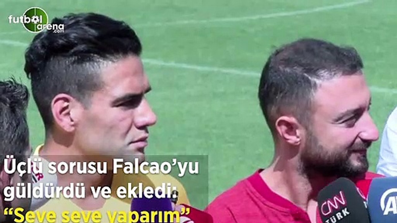 Üçlü sorusu Falcao'yu güldürdü ve ekledi: "Seve...