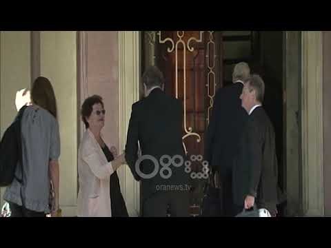 RTV Ora - Hetimi ndaj Metës, delegacioni i Komisionit të Venecias mbërrin në Tiranë