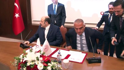 Bakan Ersoy’dan arkeologlara istihdam müjdesi