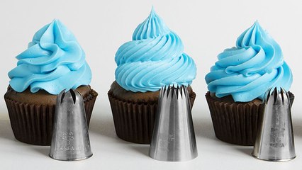 How to Frost Cupcakes 6 Ways