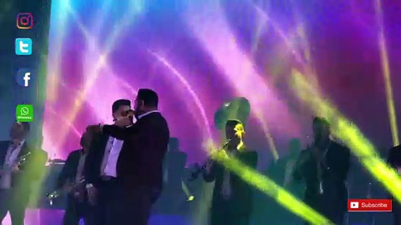 Ayer La Vi Por La Calle - Banda  MS  cover - vivo