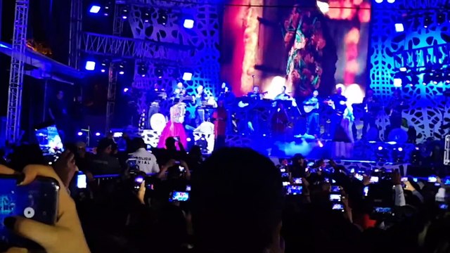 Angela Aguilar concierto completo en vivo sus mejores exitos - cover