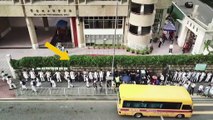 Hong Kong : des élèves forment des 