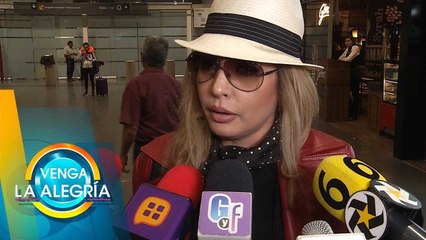 Paty Navidad, molesta por la actitud de personal del aeropuerto con su perrito. | Venga La Alegría
