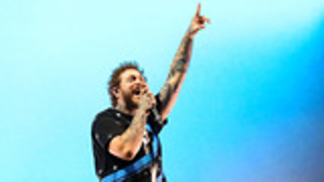 Post Malone Aims for Second No. 1 Debut on Billboard 200 With 'Hollywood's Bleeding' | Billboard News