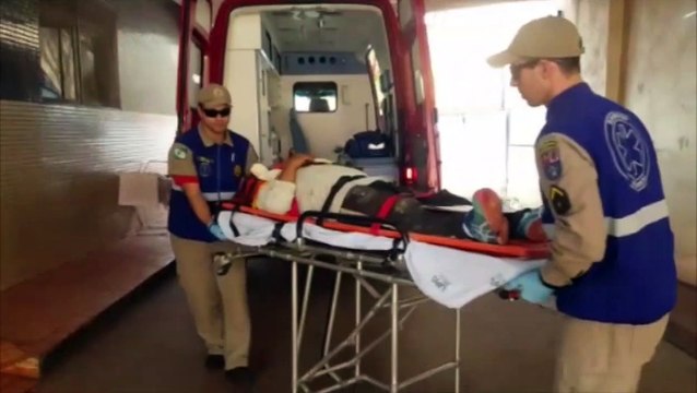 Homem tem suspeita de fratura no ombro após sofrer queda em Sede Alvorada