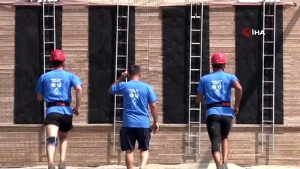 Hem yangınlarla hem rakipleriyle mücadele ediyorlar