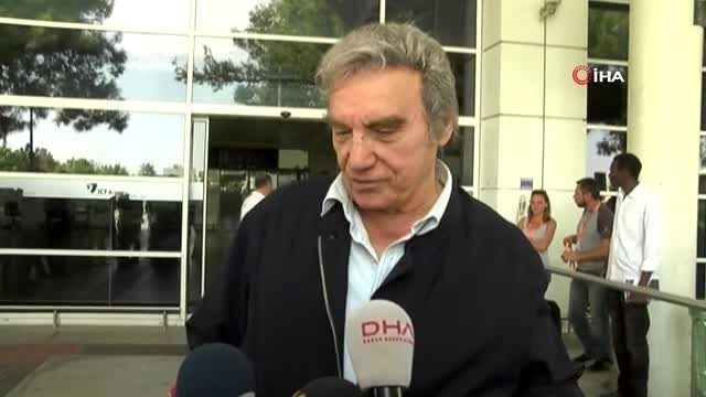 Yeşilçam'ın usta oyuncularından Süleyman Turan bu sabah evinde geçirdiği kalp krizi sonucu hayatını...