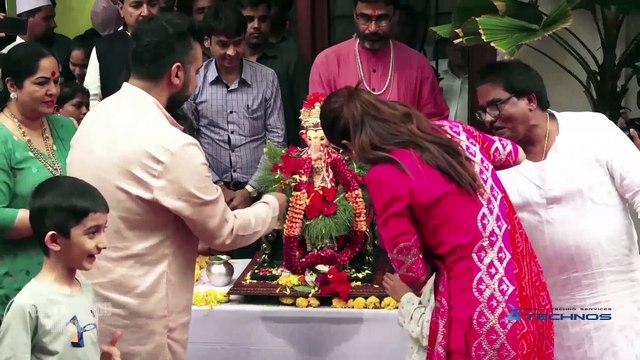 Shilpa Shetty CRAZY DANCE at Ganpati Visarjan | Shilpa Shetty Ganpati Visarjan 2019