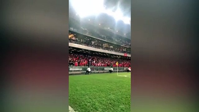 Hong Kong'da protestolar stadyuma taşındı: Çin milli marşı yuhalandı