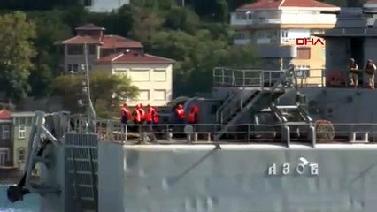 Rus savaş gemisi ‘Azov’ Çanakkale Boğazı’ndan geçti