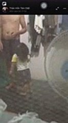 Clip- Biết bố đi nhậu, con gái 3 tuổi lao ra chặn cửa, dọa nạt quyết không cho đi