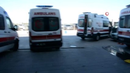 Başkan Vahap Seçer'in koruma aracı kaza yaptı: 3 yaralı